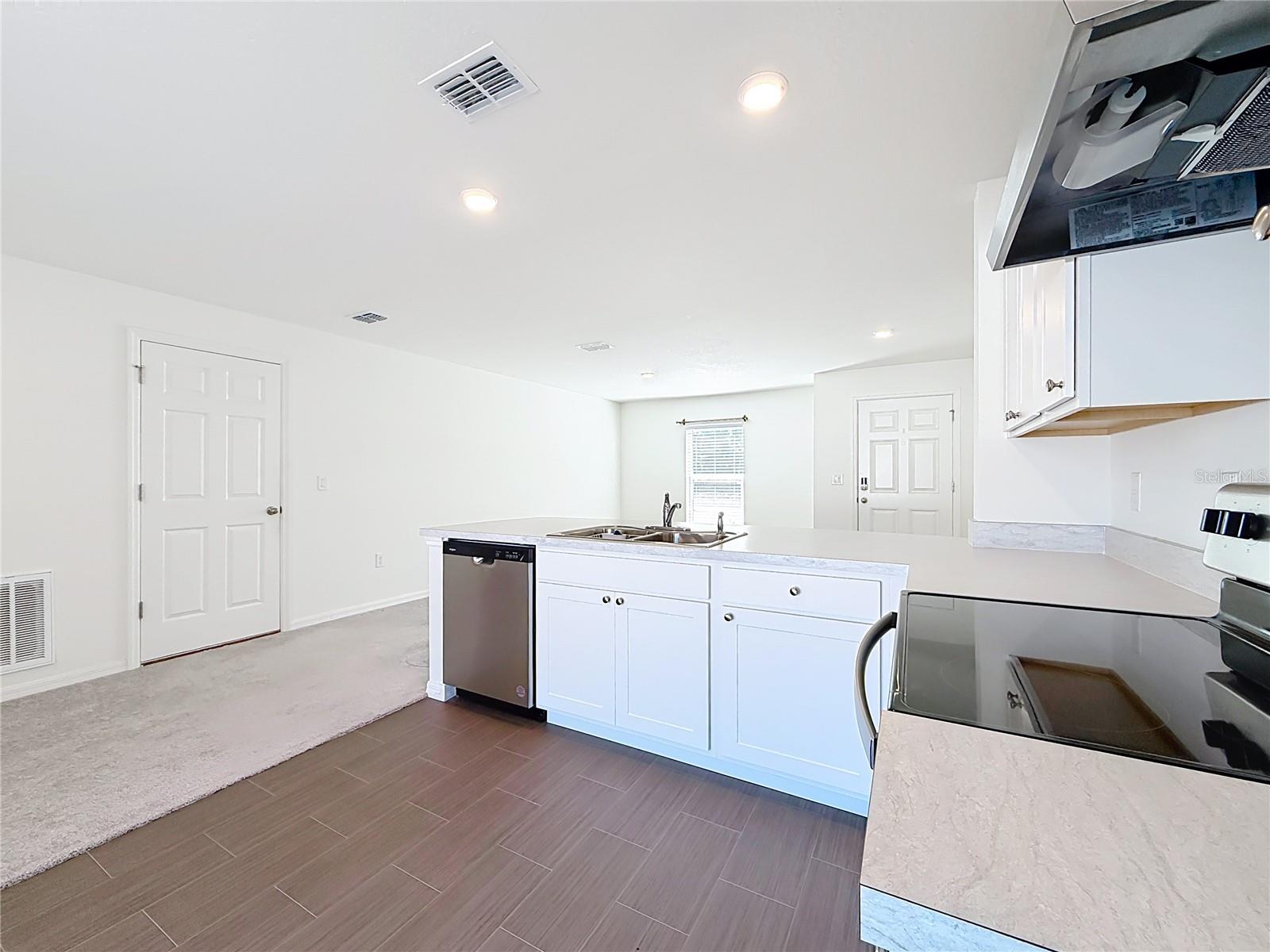 MARION OAKS UN SIX - Residential