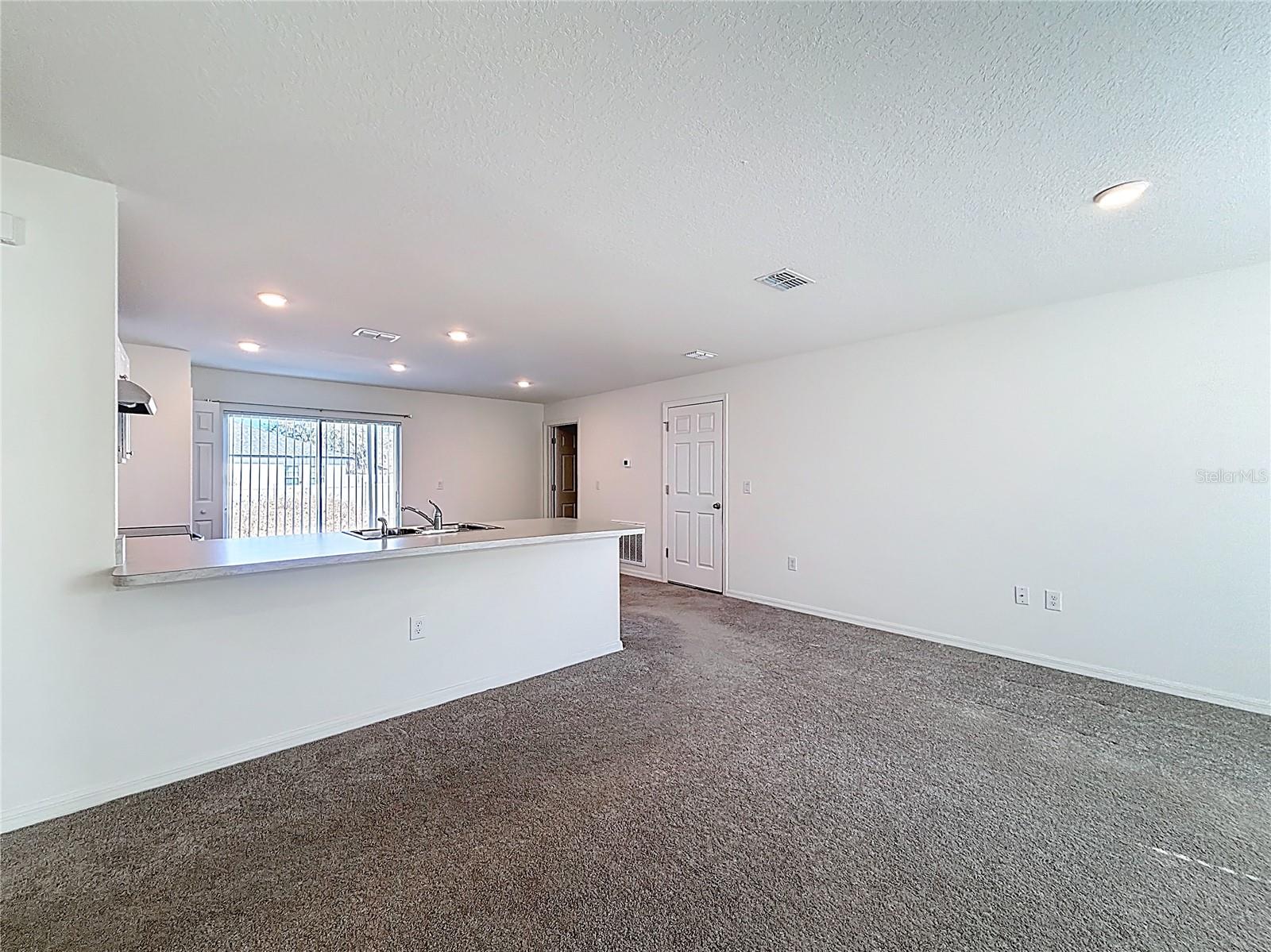 MARION OAKS UN SIX - Residential