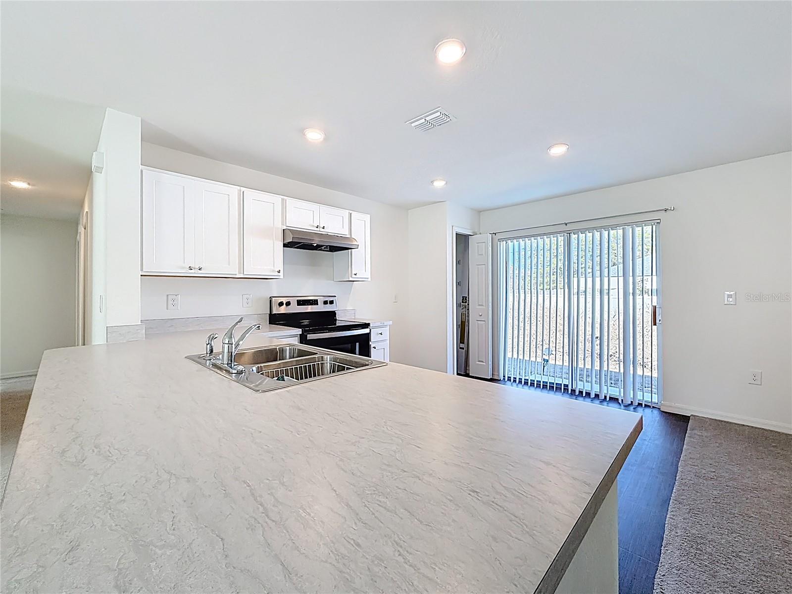 MARION OAKS UN SIX - Residential