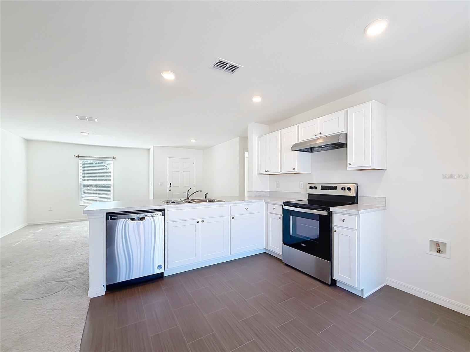 MARION OAKS UN SIX - Residential