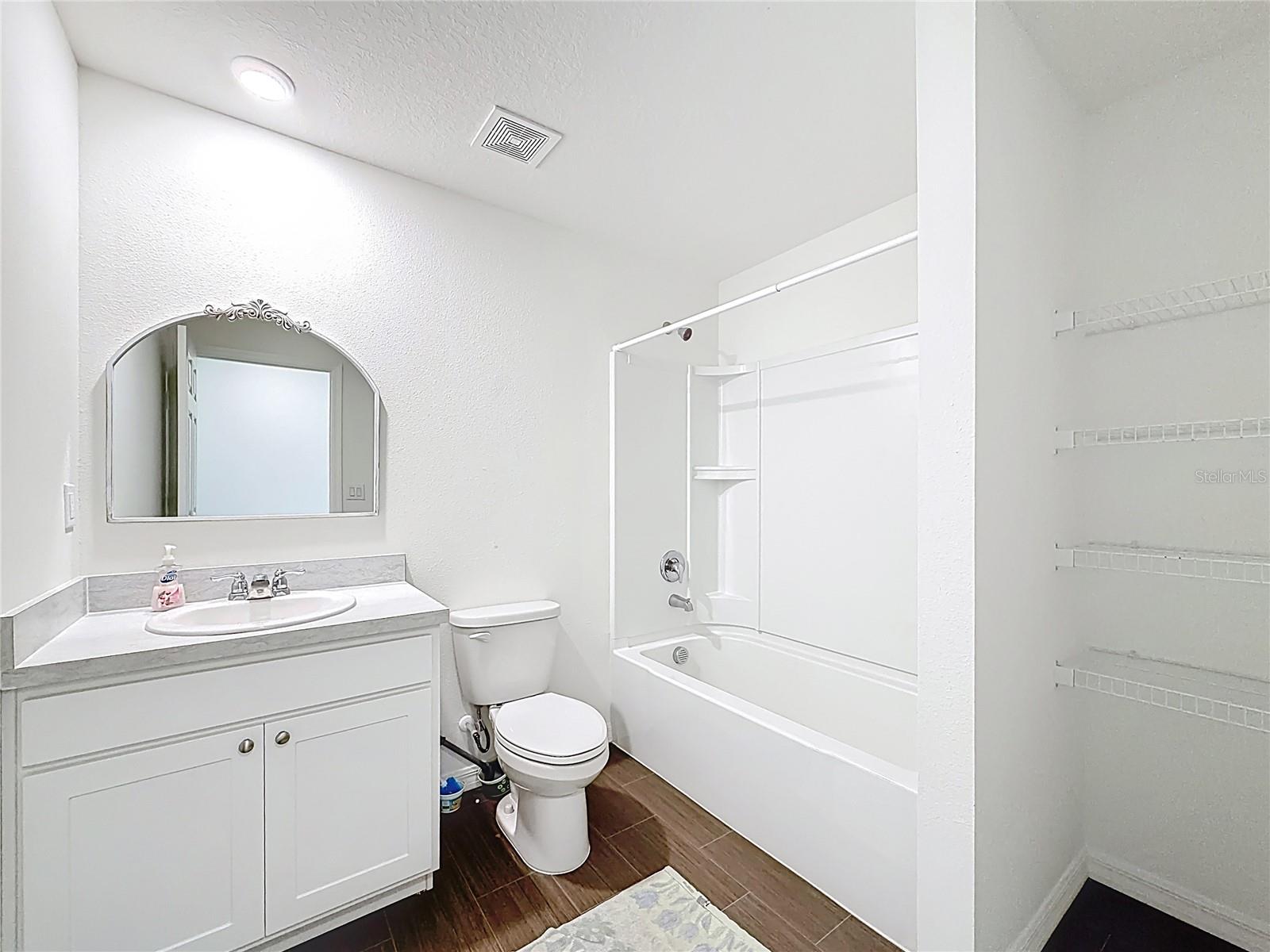 MARION OAKS UN SIX - Residential