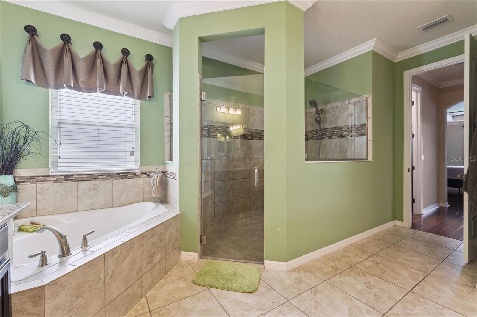 RESERVE AT CARRIAGE POINTE - Residential