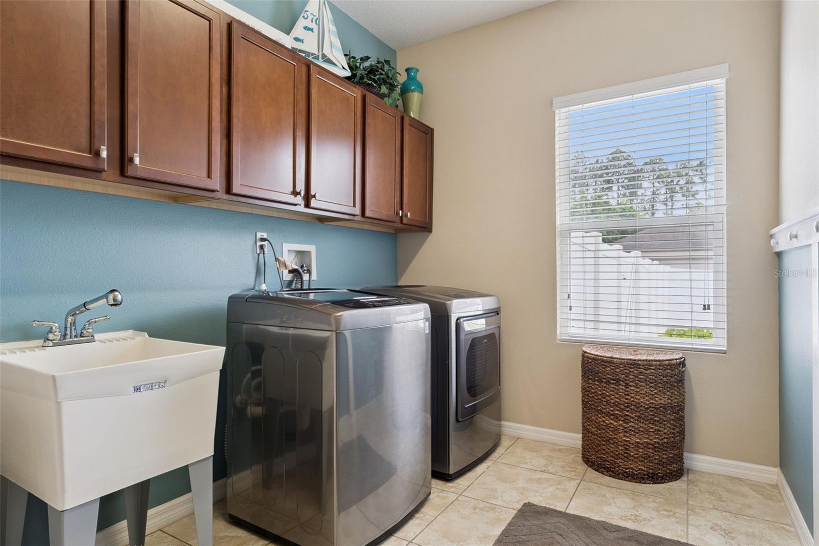 RESERVE AT CARRIAGE POINTE - Residential