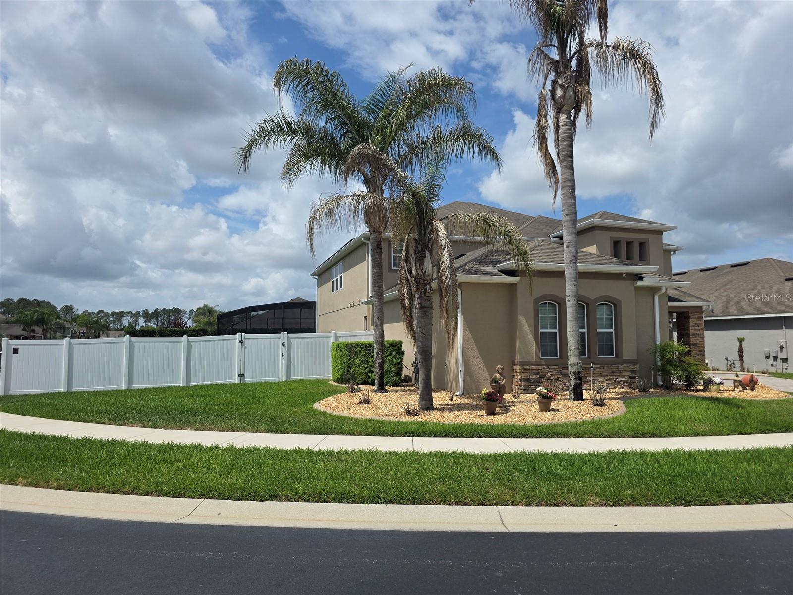 RESERVE AT CARRIAGE POINTE - Residential