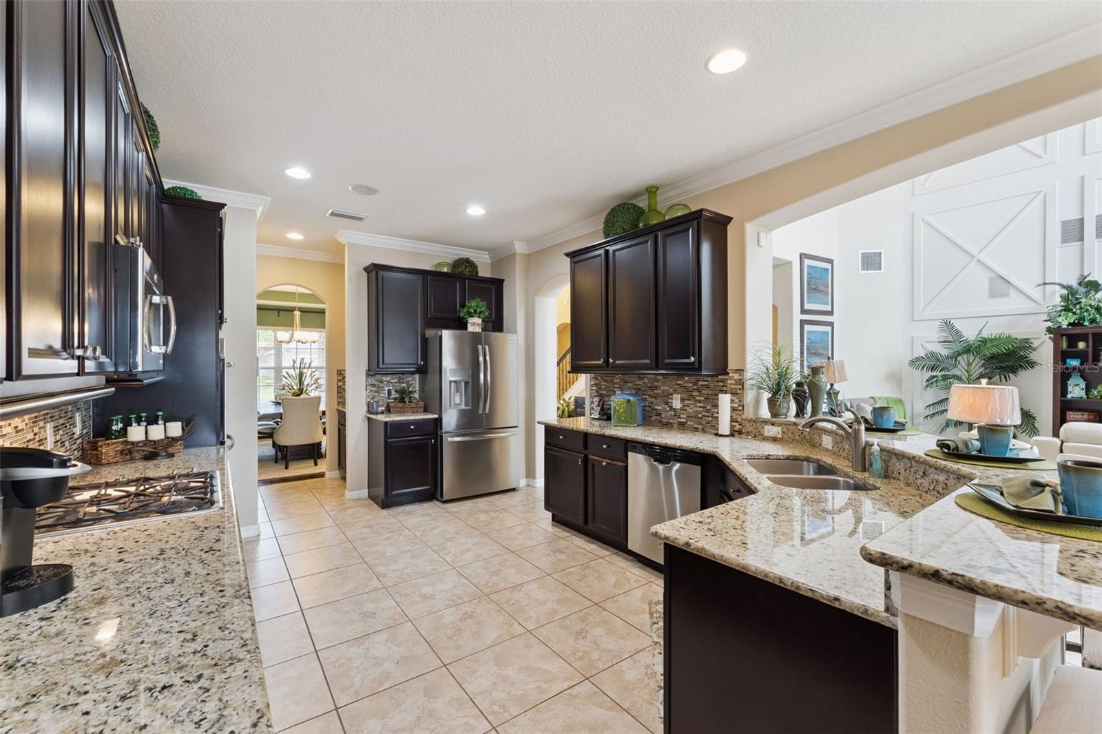 RESERVE AT CARRIAGE POINTE - Residential