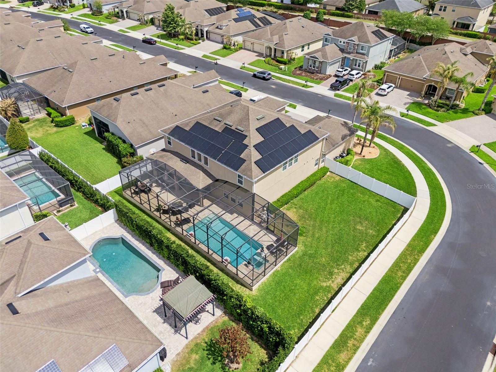 RESERVE AT CARRIAGE POINTE - Residential