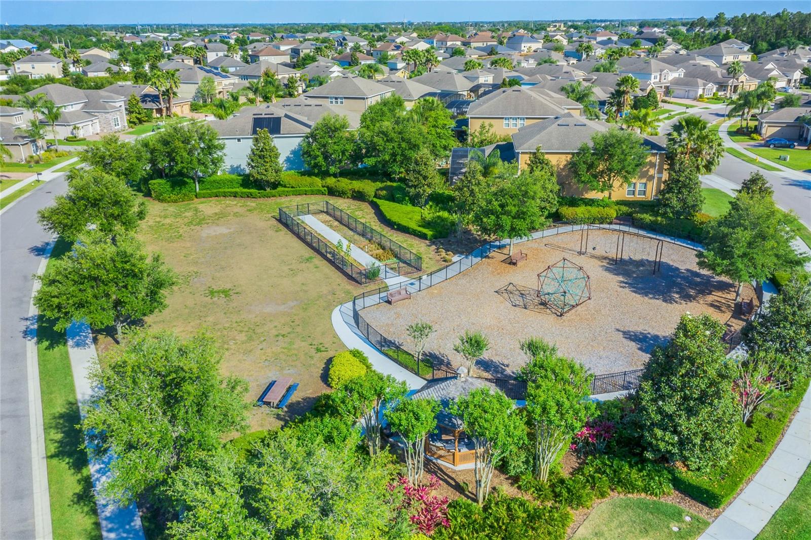 RESERVE AT CARRIAGE POINTE - Residential