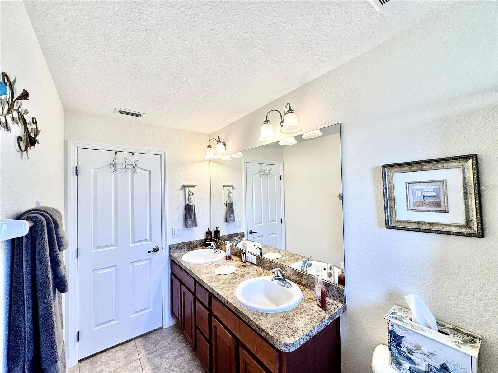 AMBER WOODS PH III - Residential