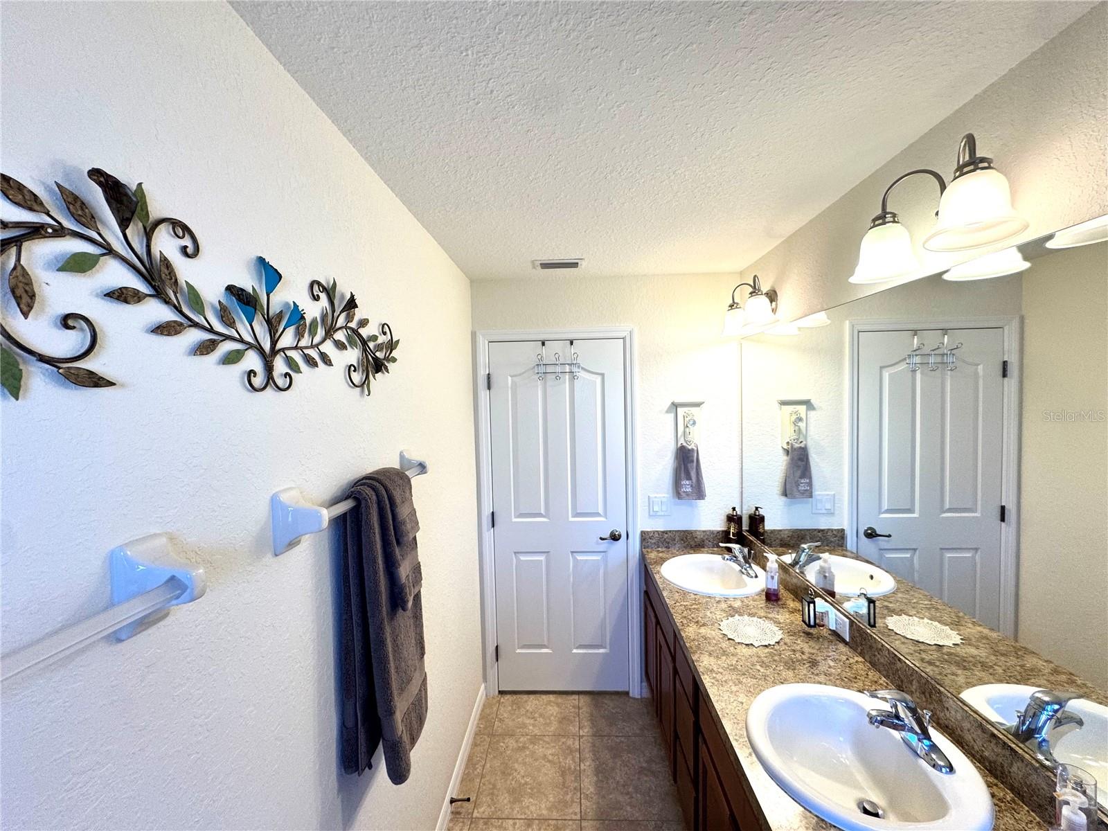 AMBER WOODS PH III - Residential