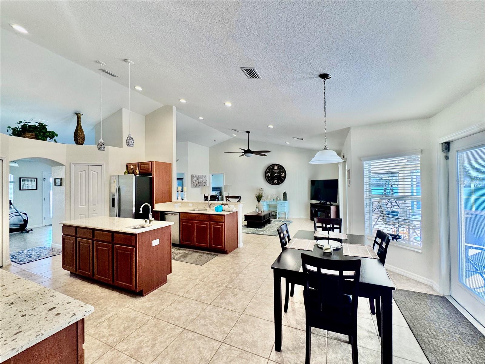 AMBER WOODS PH III - Residential