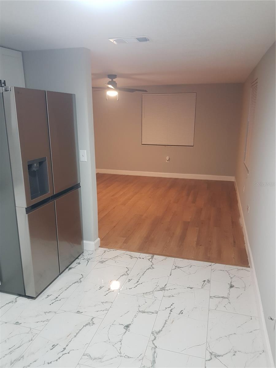 BUCKEYE MANOR - Residential Lease