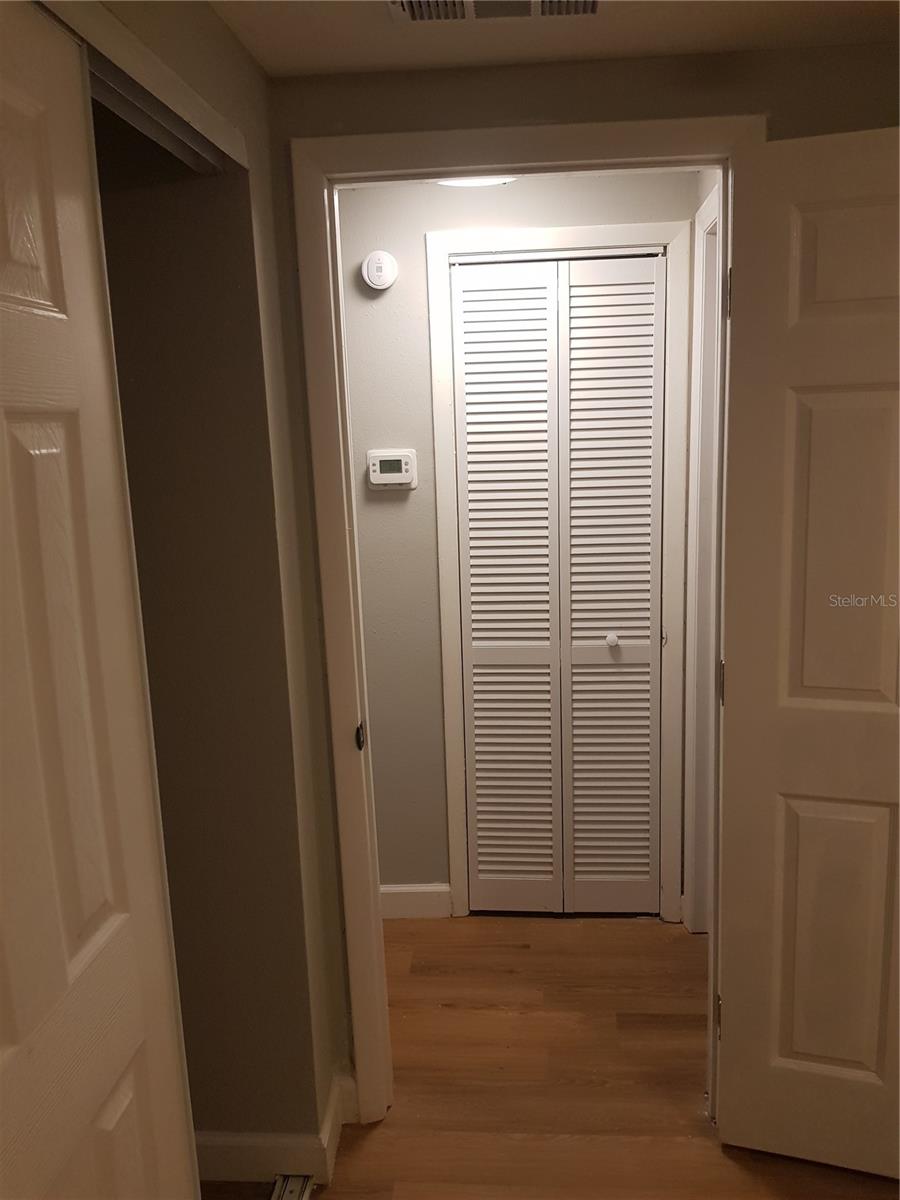 BUCKEYE MANOR - Residential Lease