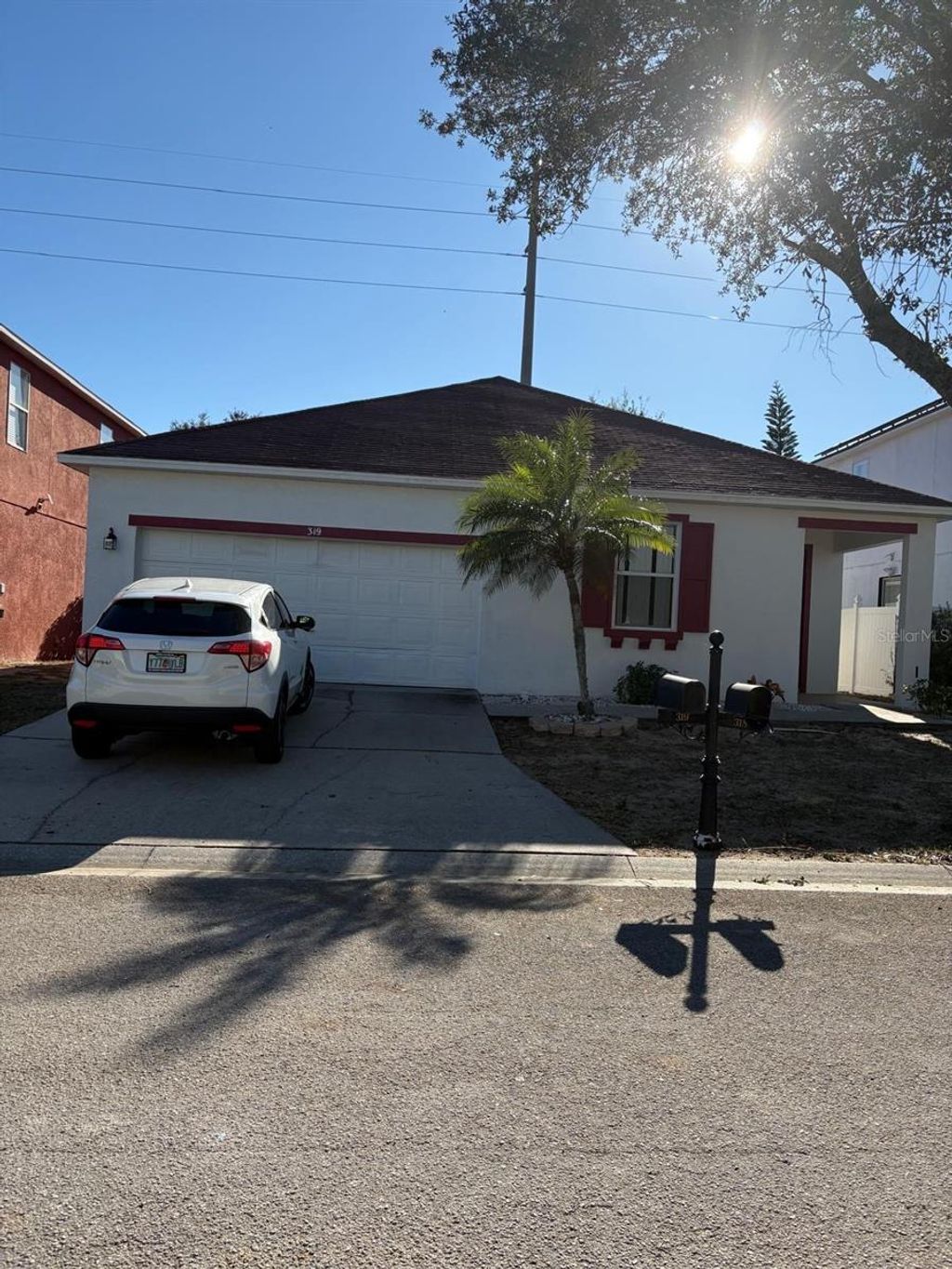 Photo of 319 Sand Ridge Drive, Davenport, FL 33896 (MLS # S5142373)