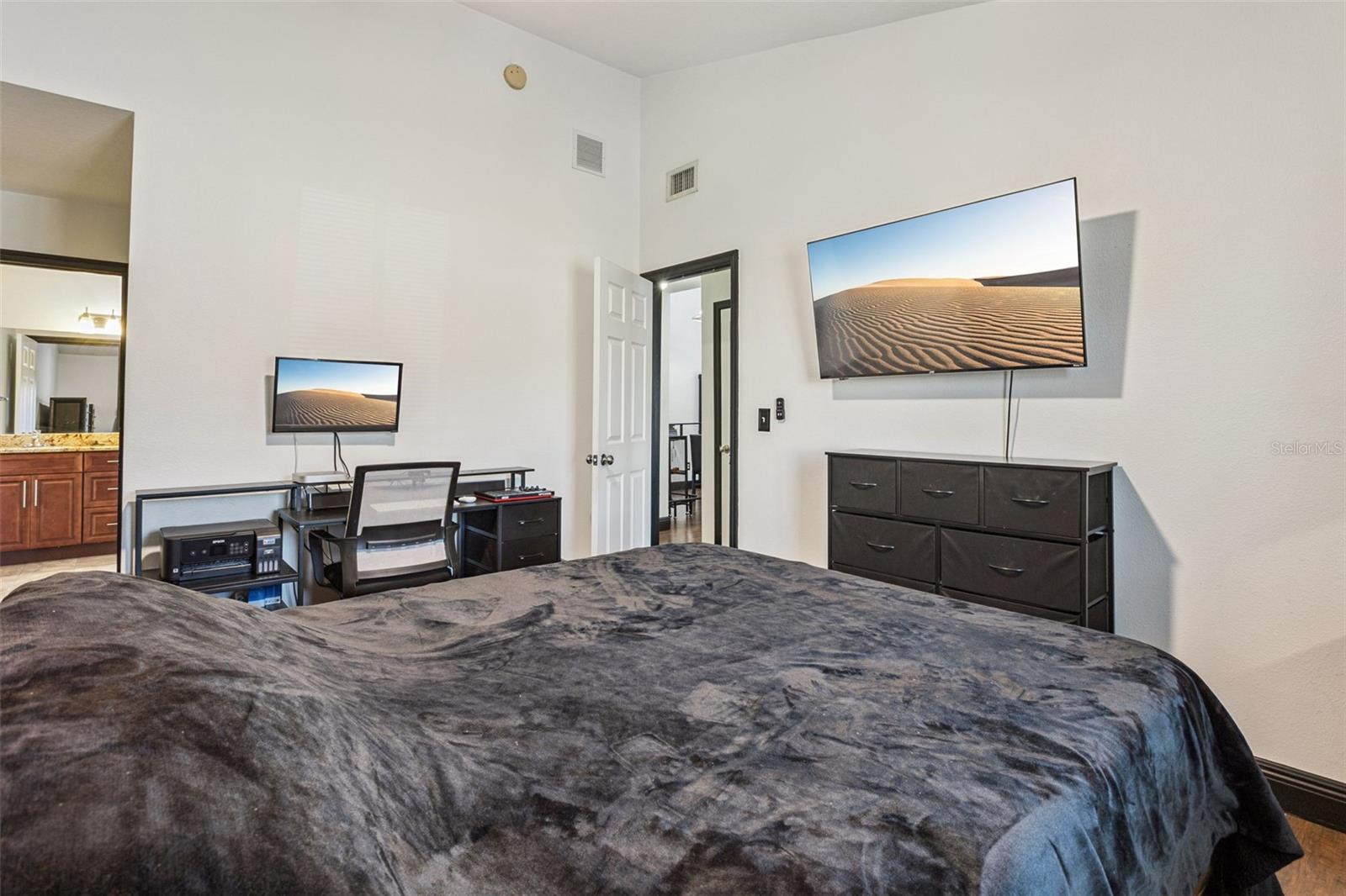 COVE AT PEARL LAKE - Residential