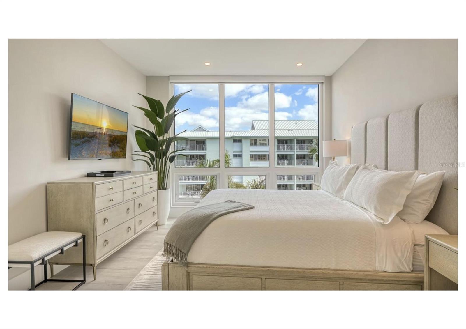 TEN35 SEASIDE - Residential