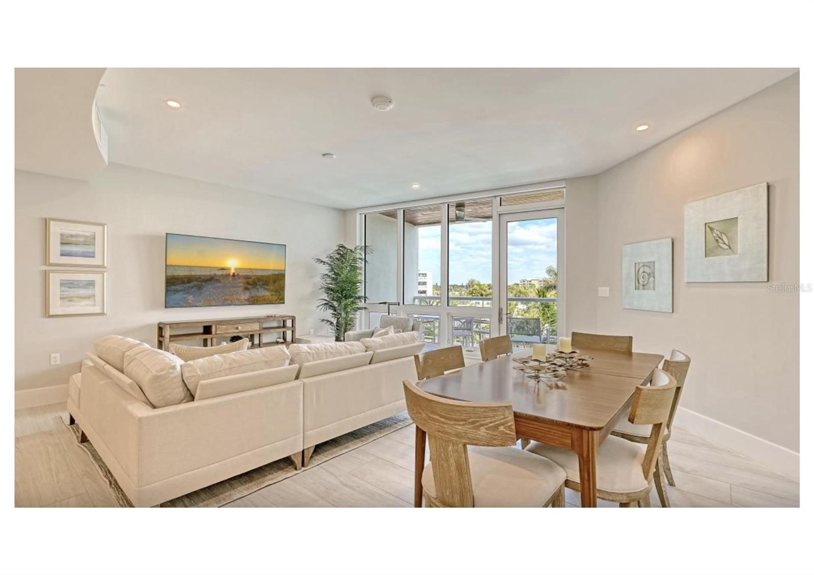 TEN35 SEASIDE - Residential