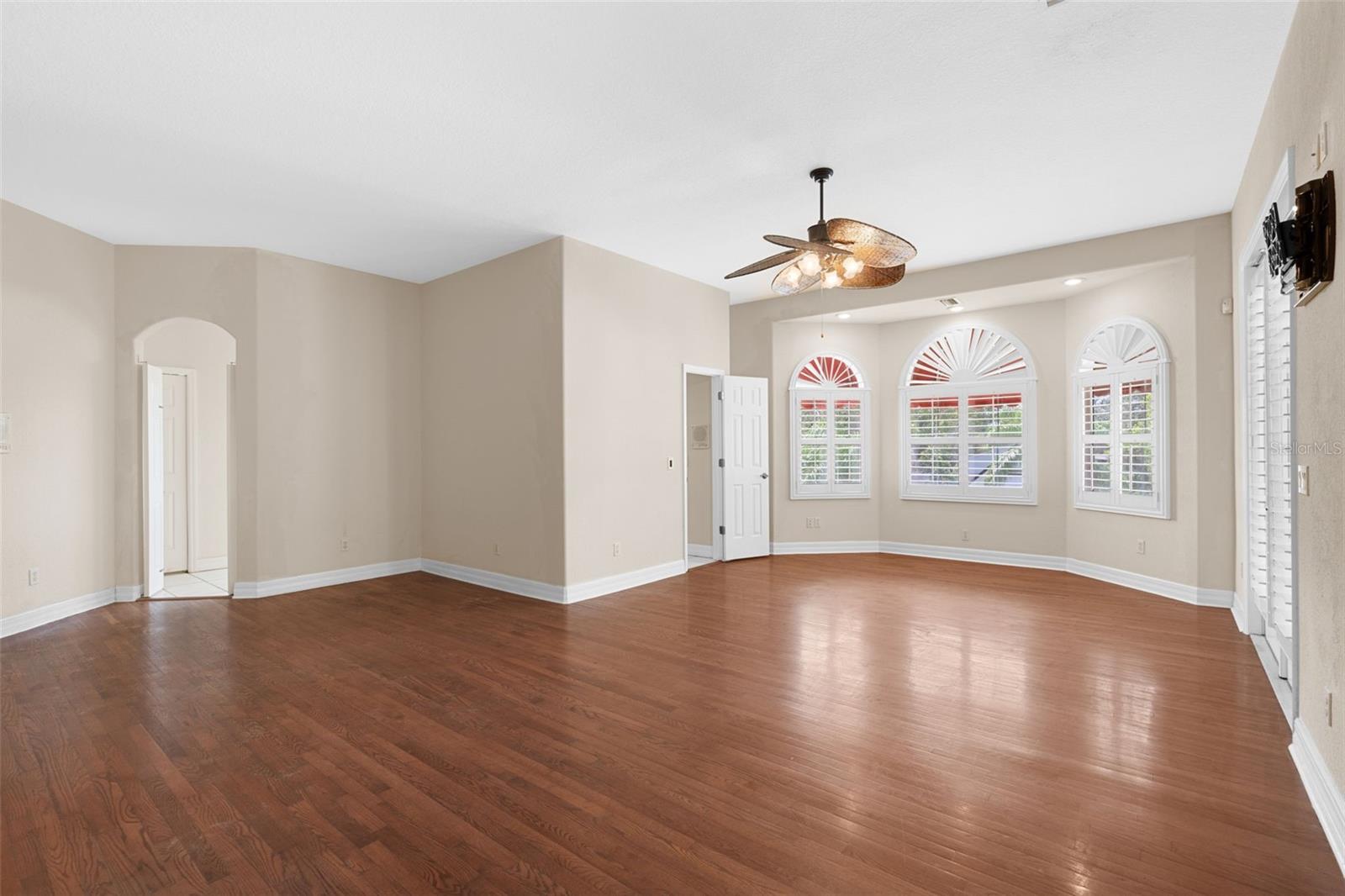 HENDERSON BEACH - Residential