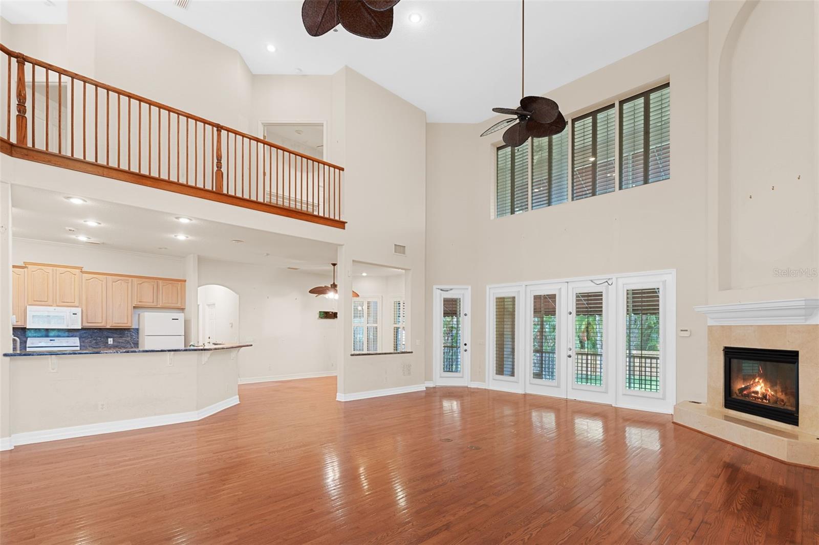 HENDERSON BEACH - Residential