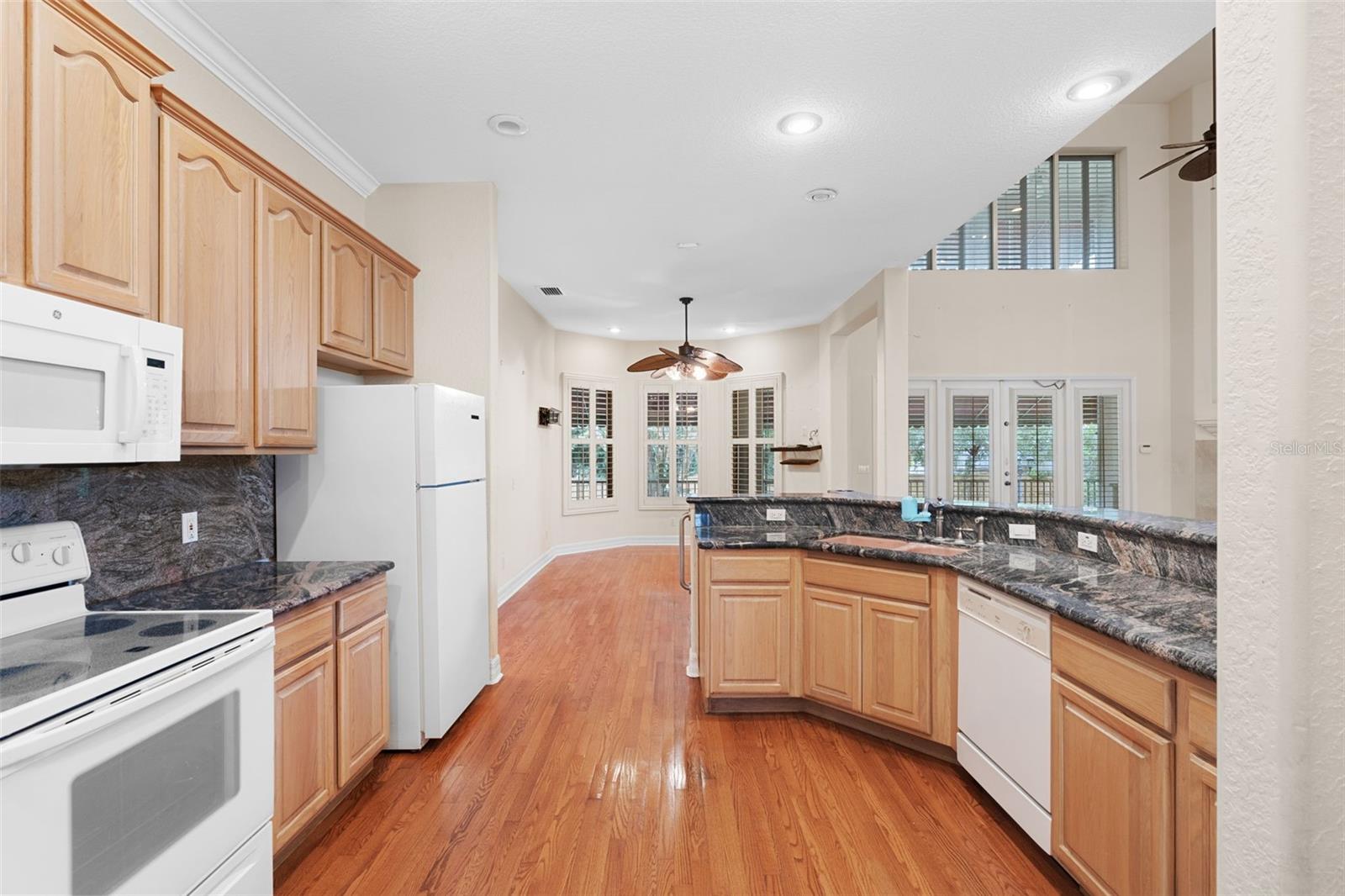 HENDERSON BEACH - Residential