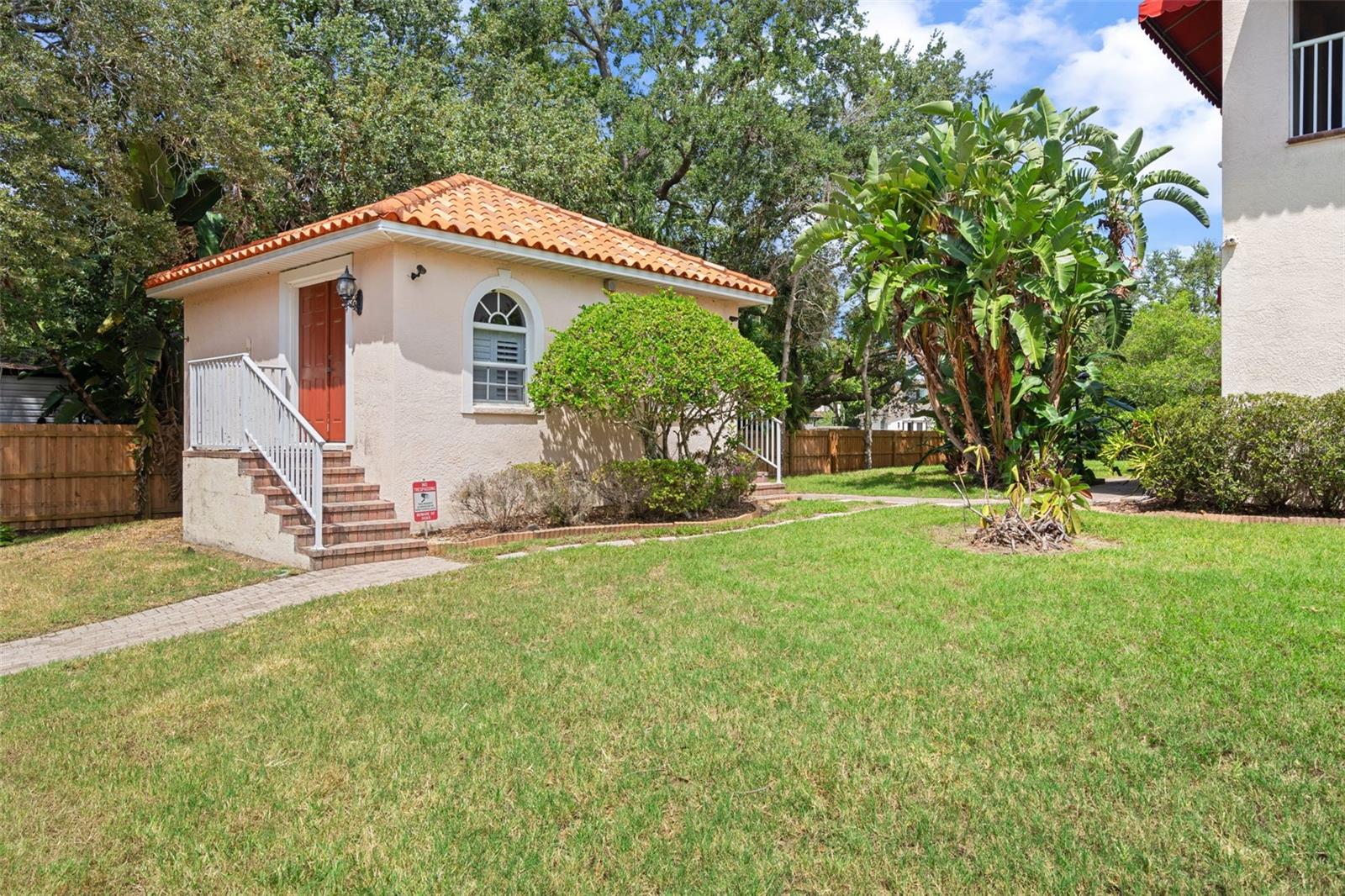 HENDERSON BEACH - Residential