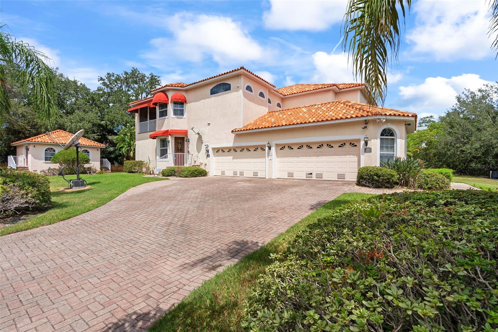 HENDERSON BEACH - Residential