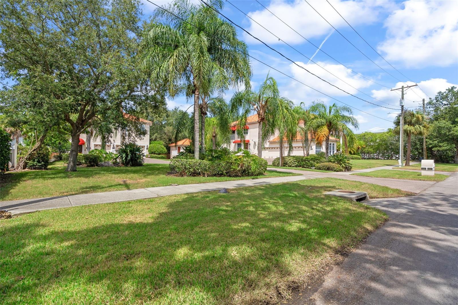 HENDERSON BEACH - Residential