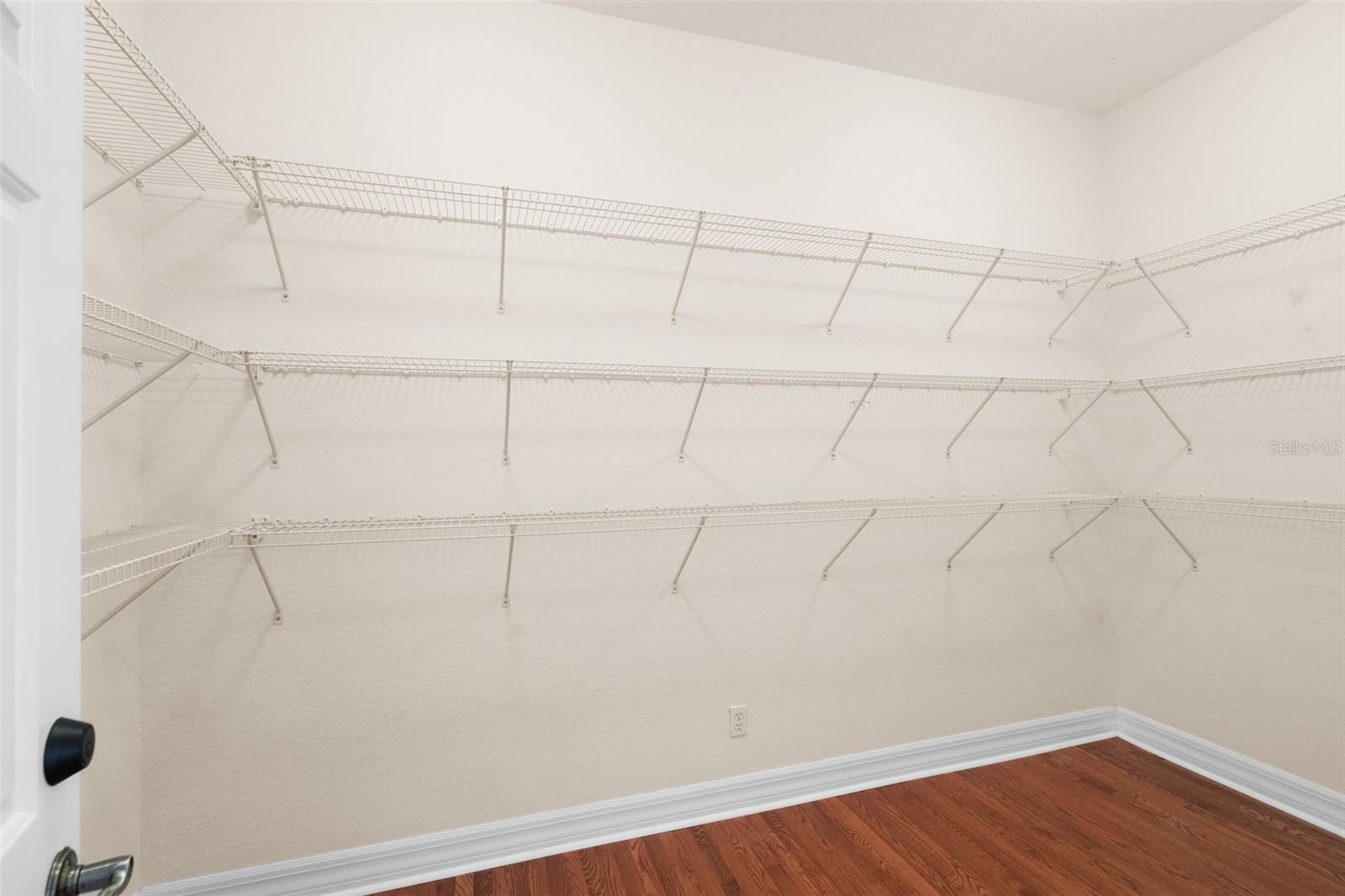 HENDERSON BEACH - Residential