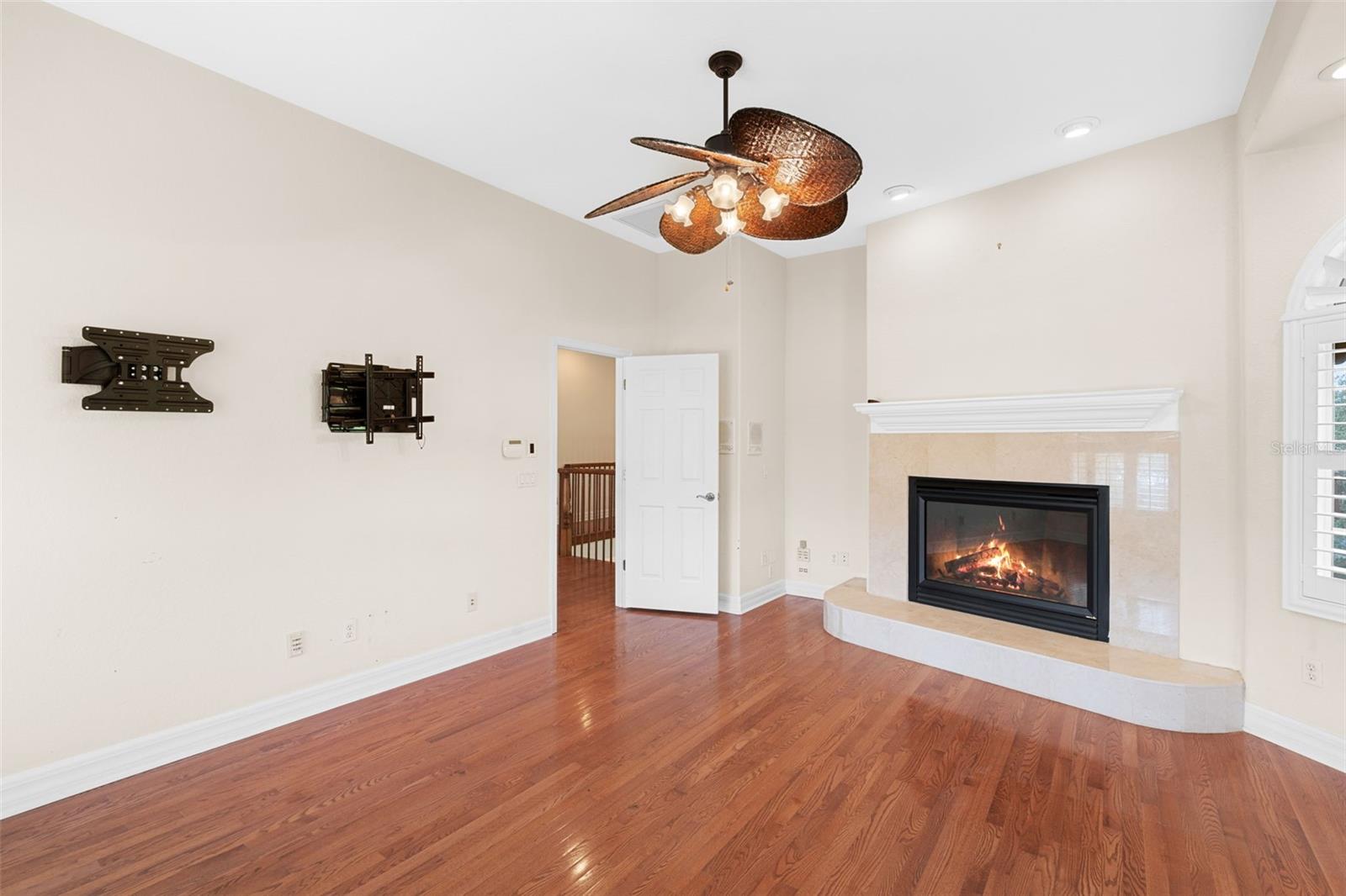 HENDERSON BEACH - Residential