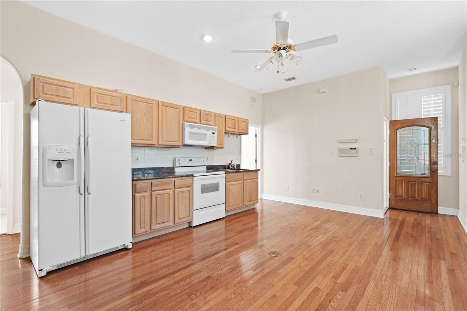 HENDERSON BEACH - Residential