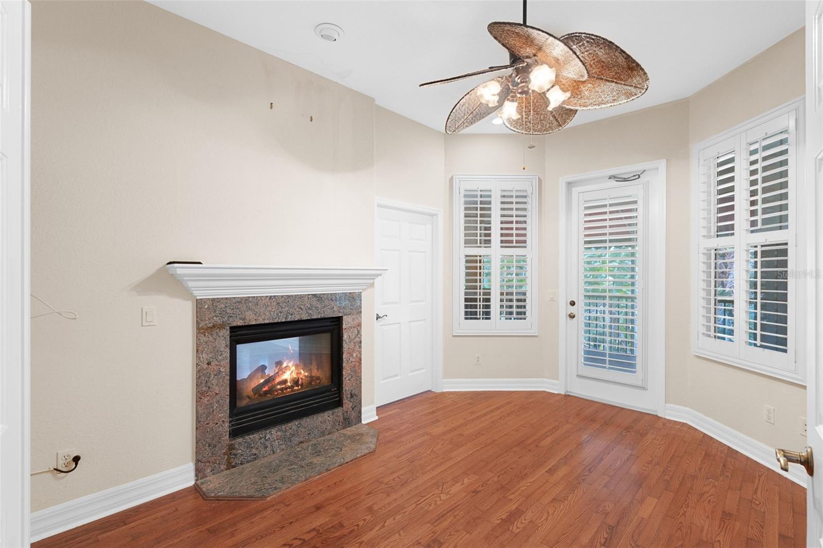 HENDERSON BEACH - Residential