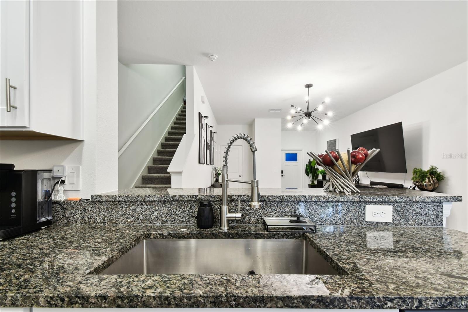 SOUTH SHORE POINTE - Residential