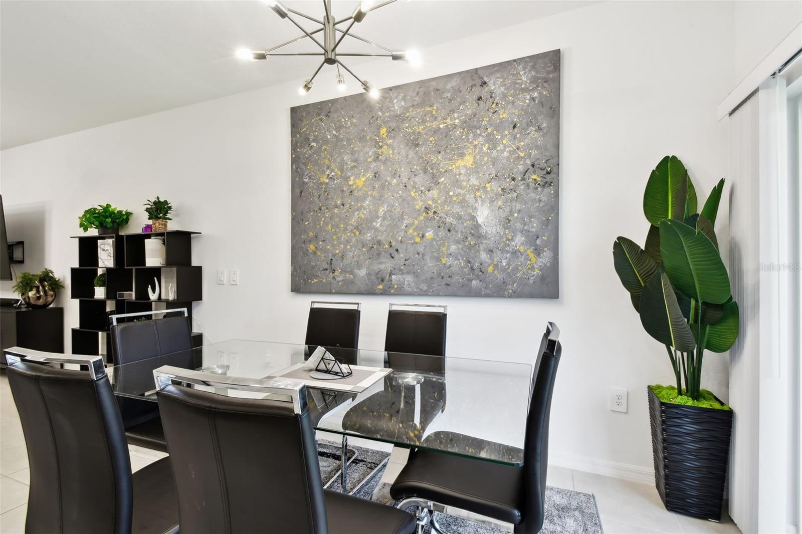 SOUTH SHORE POINTE - Residential