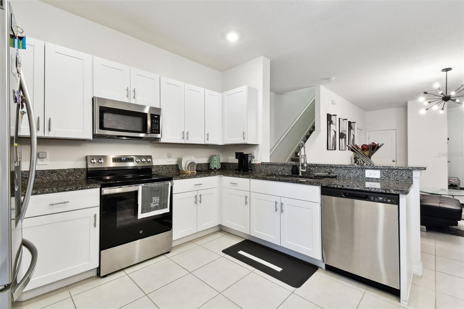 SOUTH SHORE POINTE - Residential