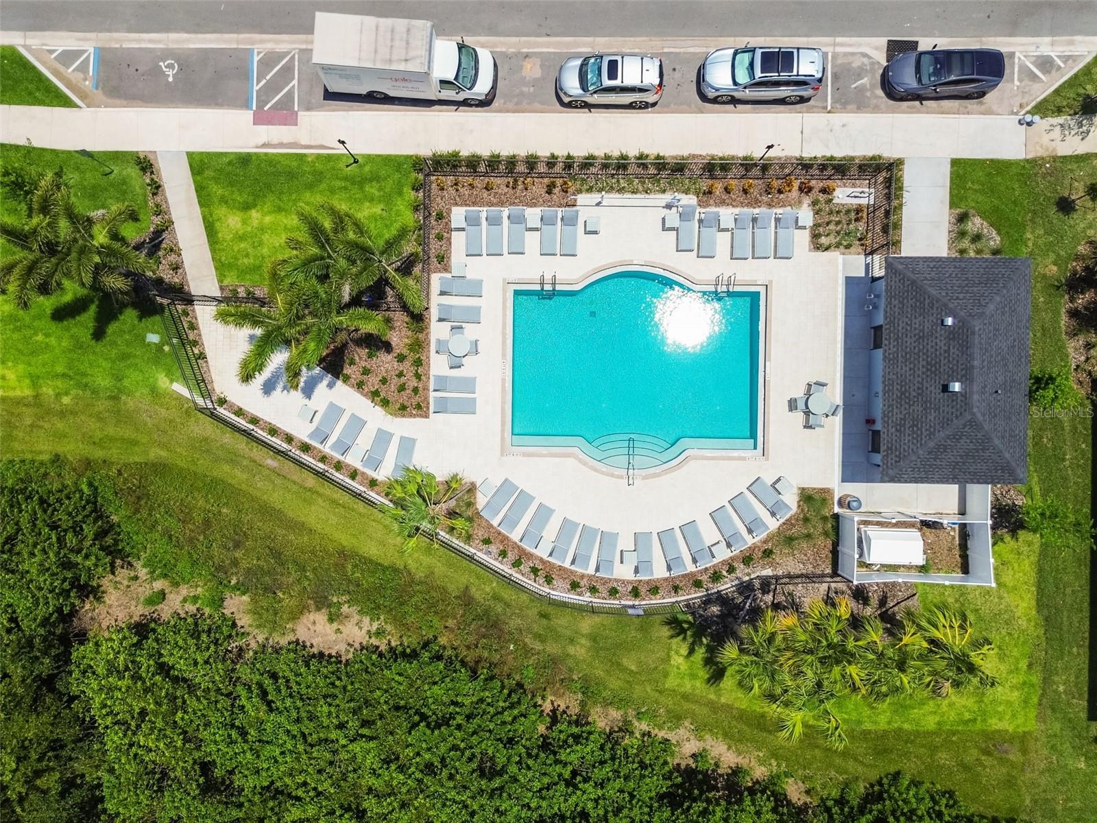 SOUTH SHORE POINTE - Residential