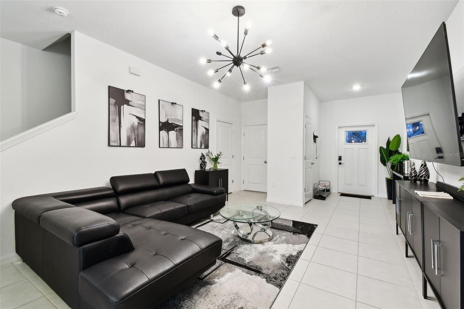 SOUTH SHORE POINTE - Residential