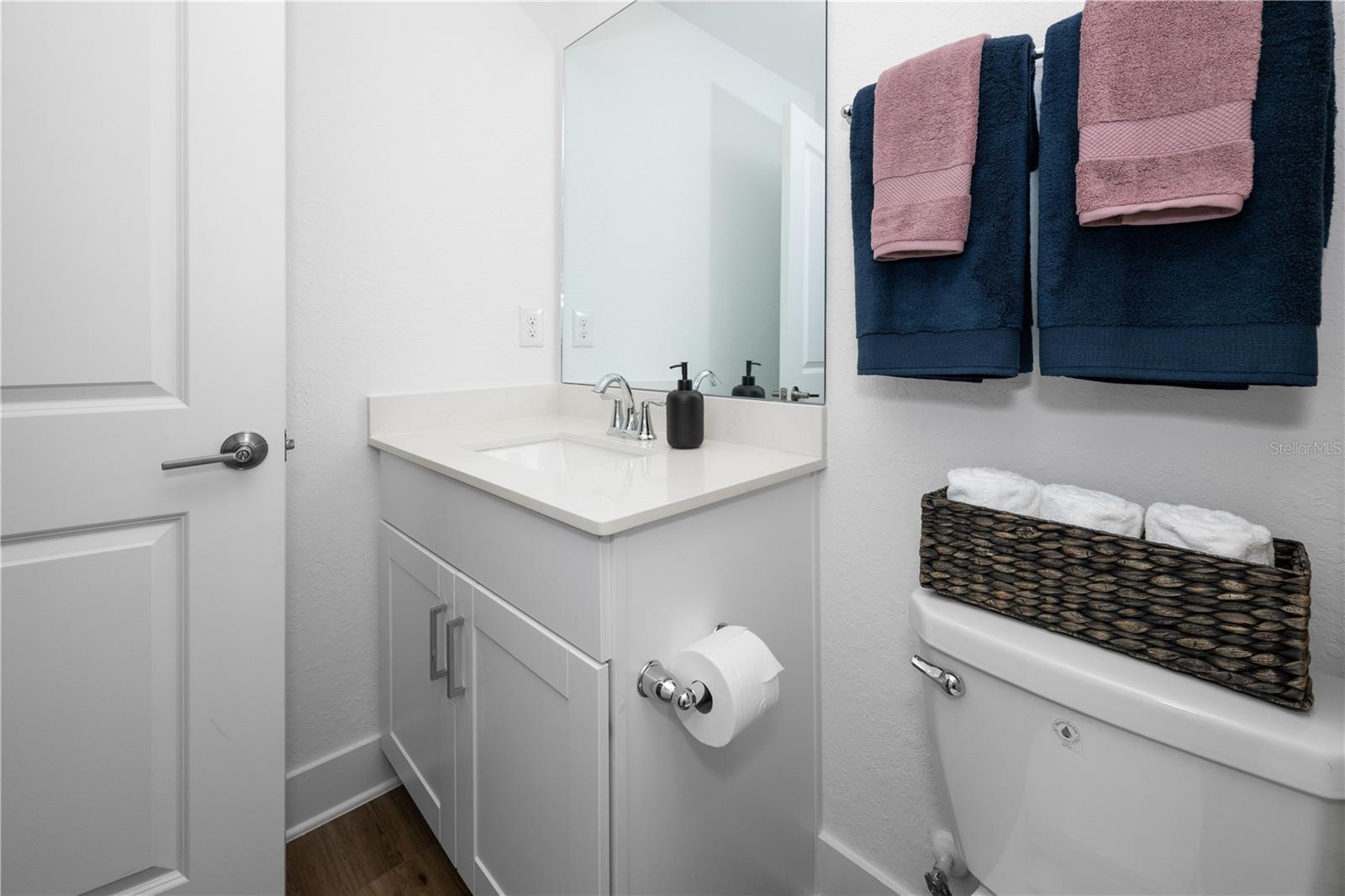 ANNALISE GLEN CREEK APTS - Residential Lease