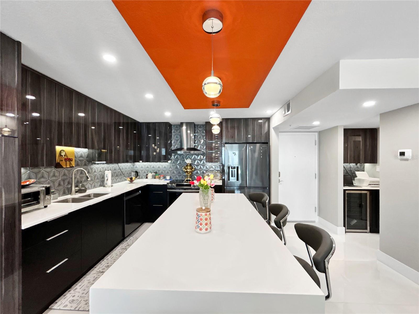 THE 101 - Residential