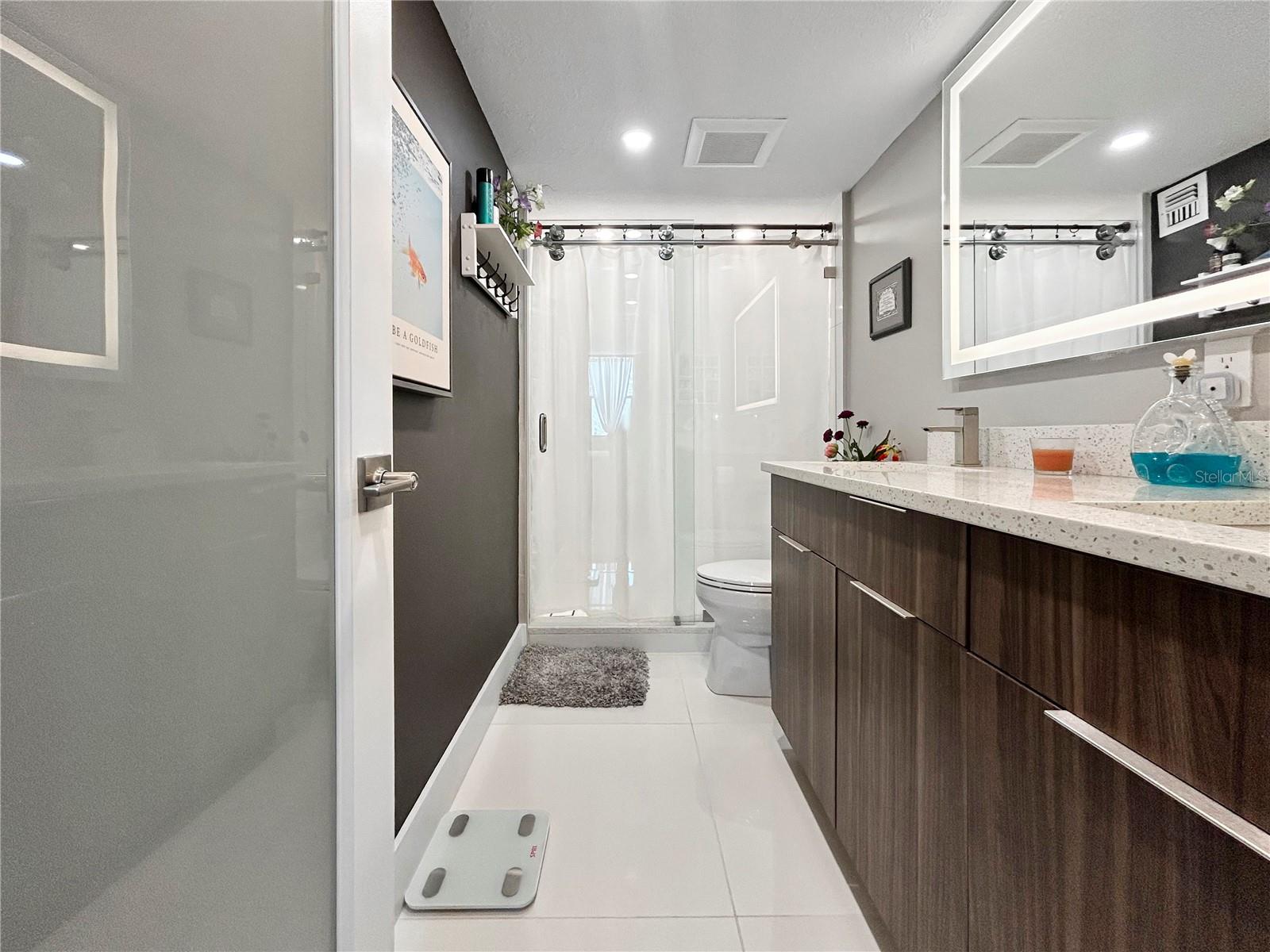 THE 101 - Residential