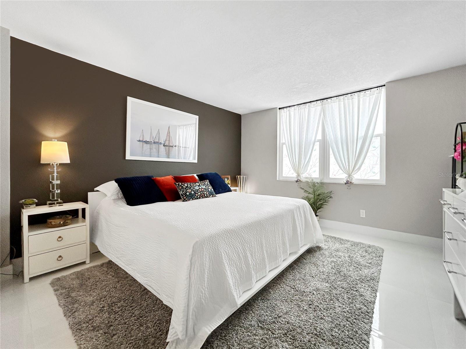 THE 101 - Residential