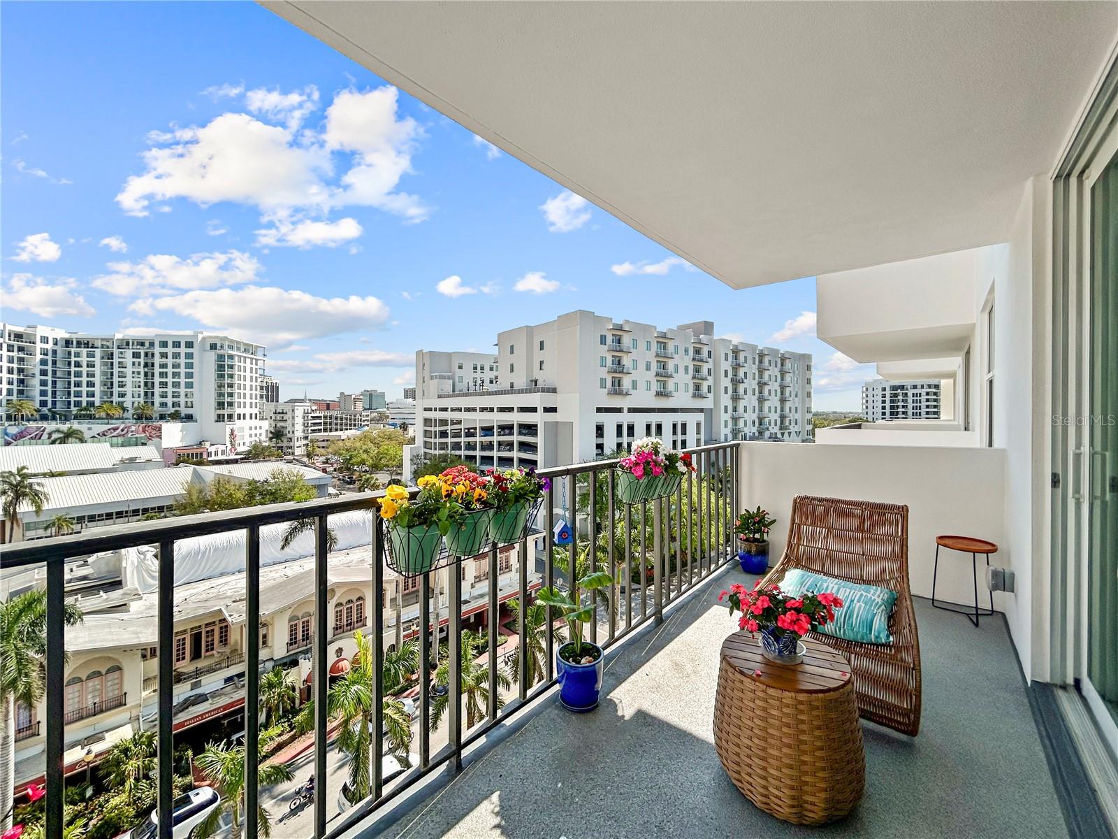 THE 101 - Residential