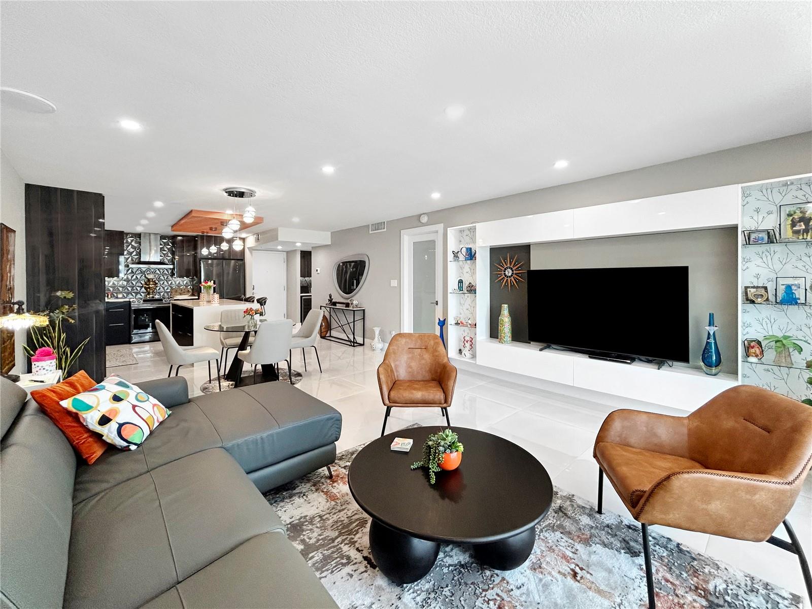 THE 101 - Residential