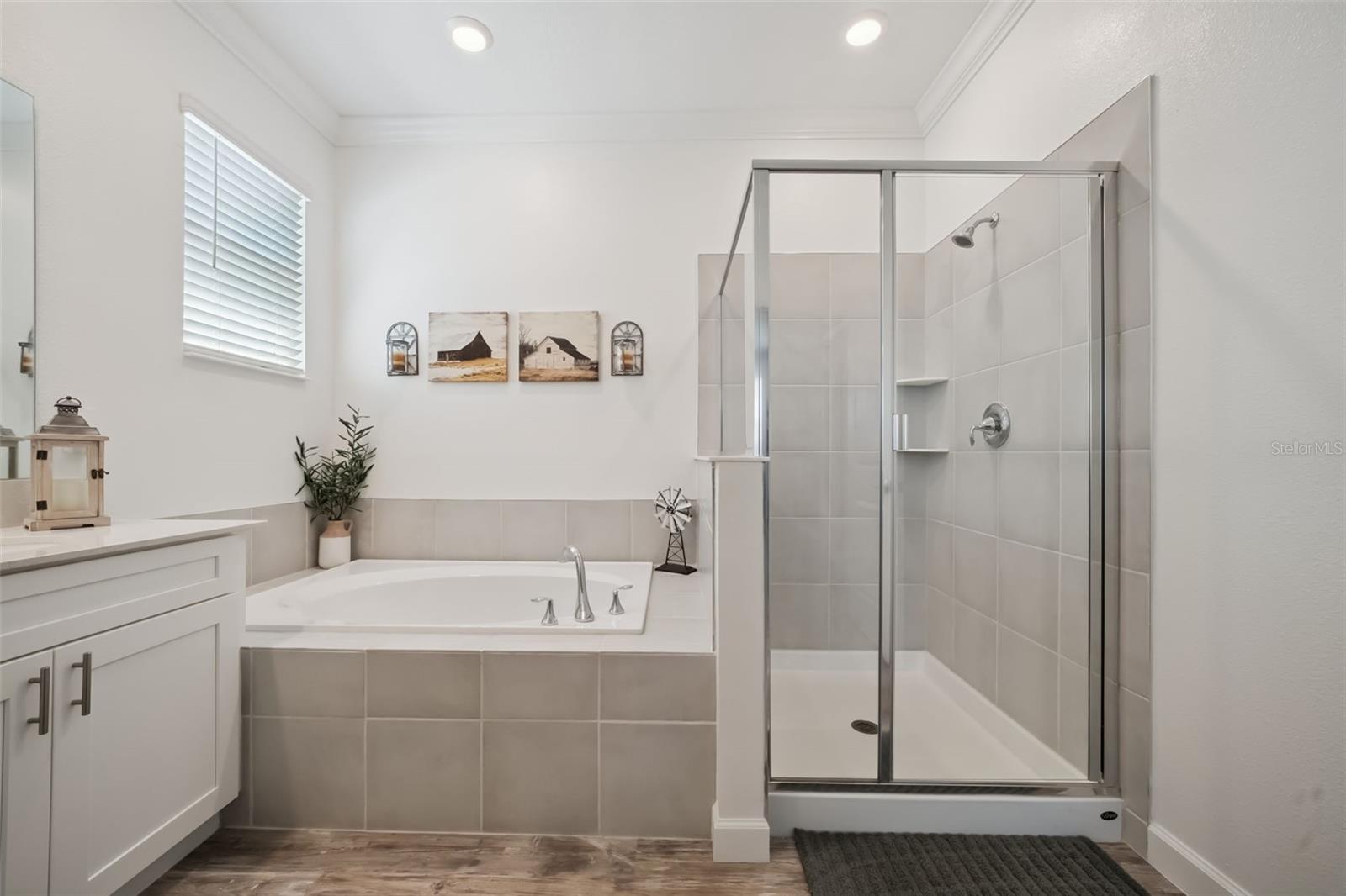 TRINITY LAKES PH 1 & 2 - Residential