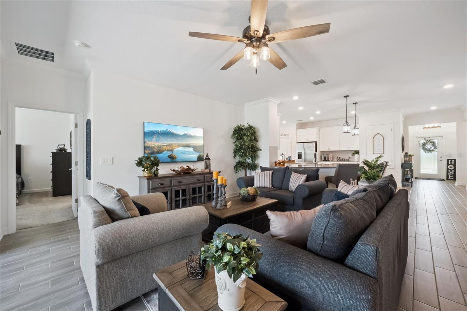 TRINITY LAKES PH 1 & 2 - Residential