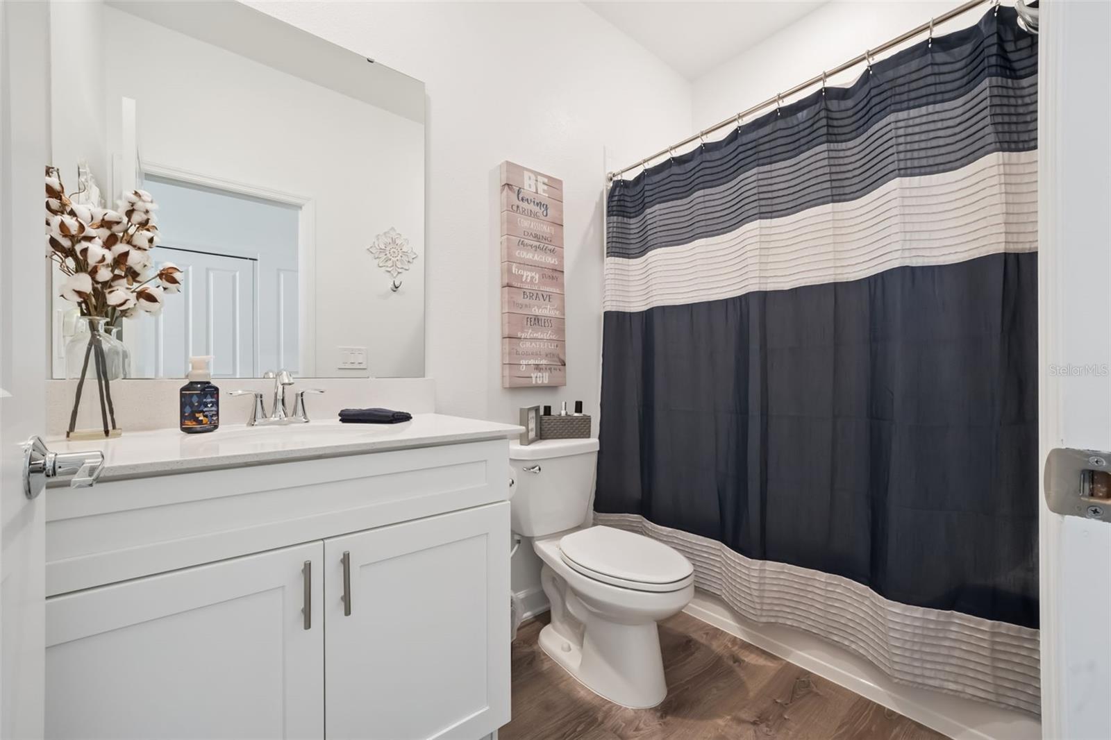 TRINITY LAKES PH 1 & 2 - Residential