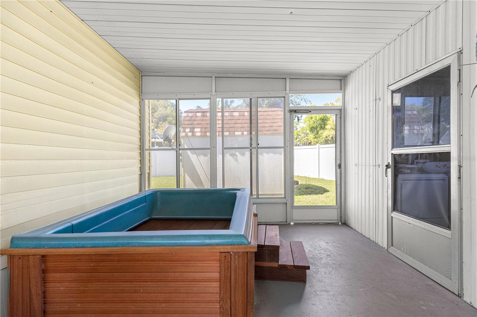 HICKORY HILLS - Residential