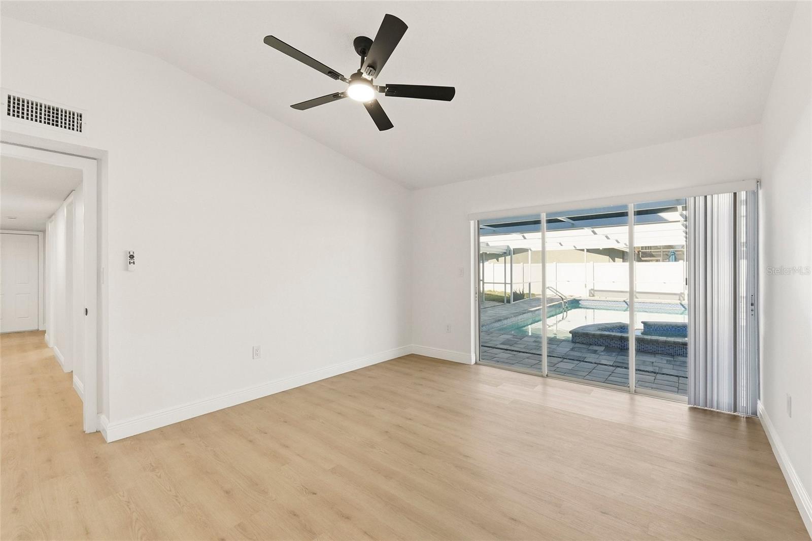 SEMINOLE GROVE ESTATES EAST ADD - Residential