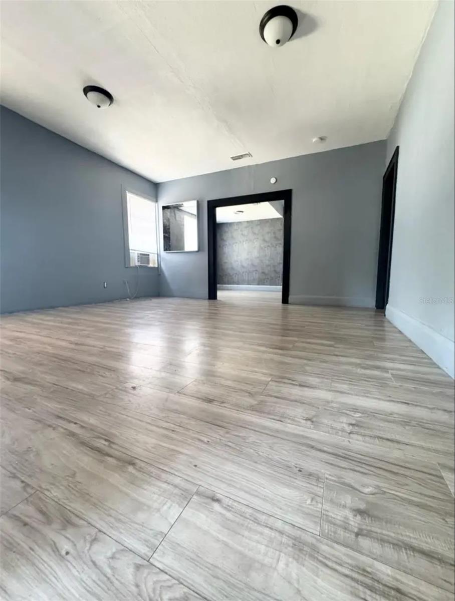 LAKE BEULAH HEIGHTS DIV 01 - Residential Lease