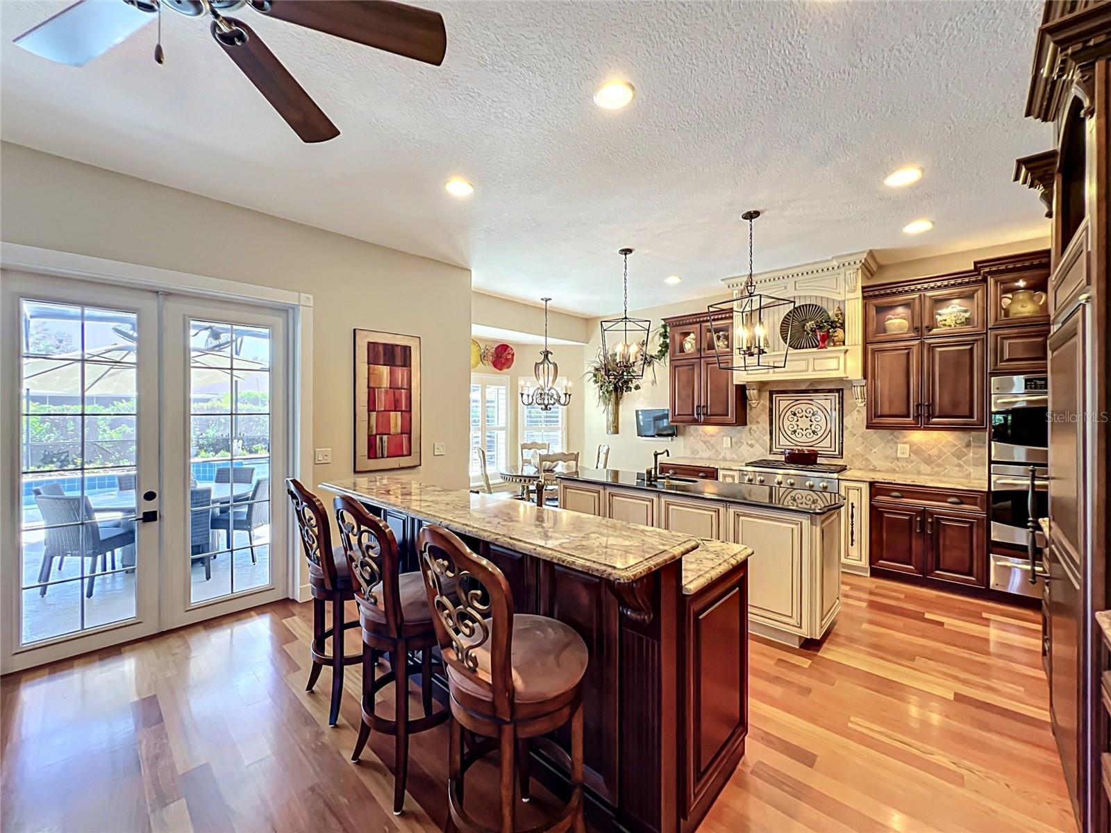 KINGS COVE - Residential