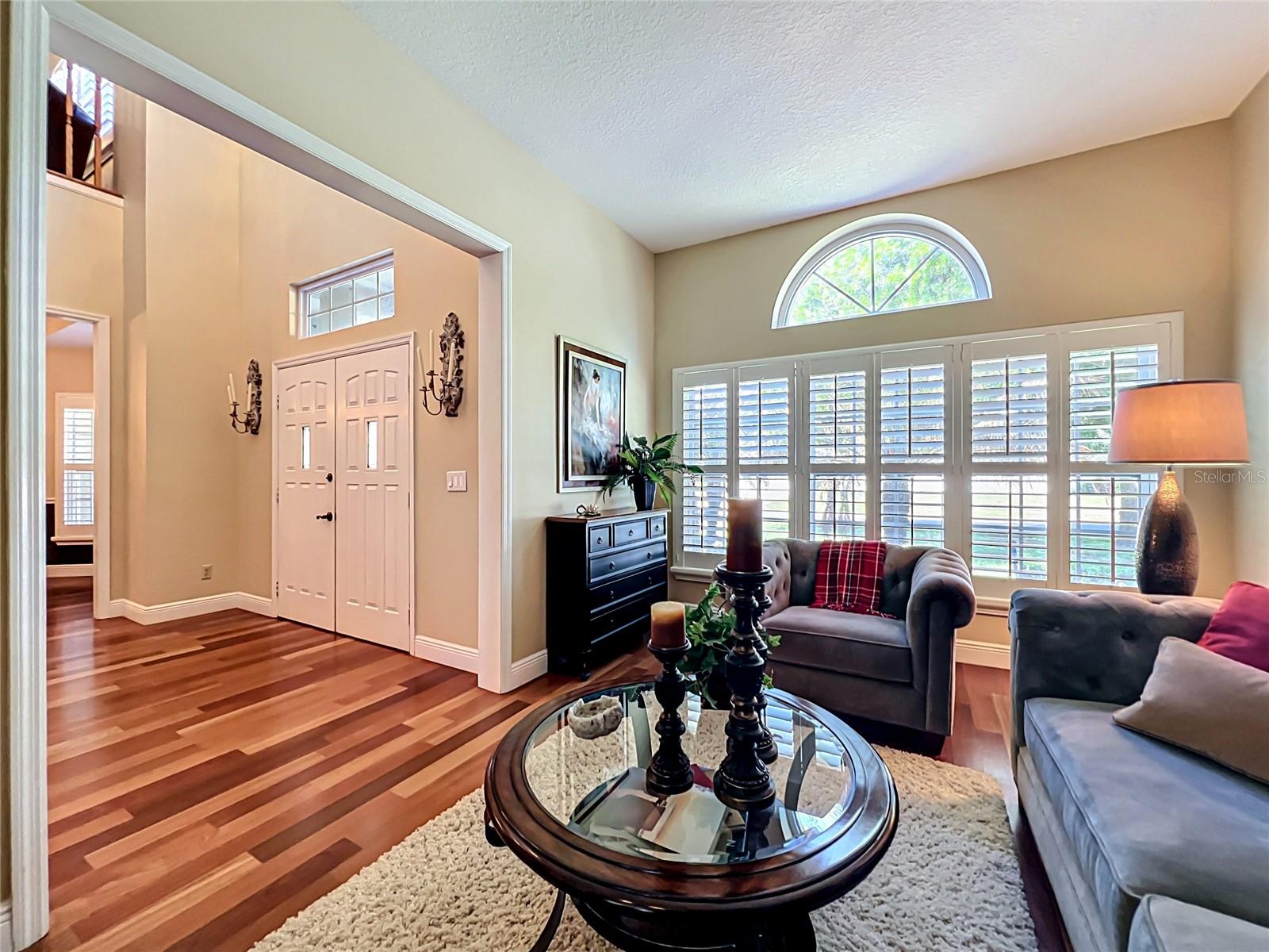 KINGS COVE - Residential