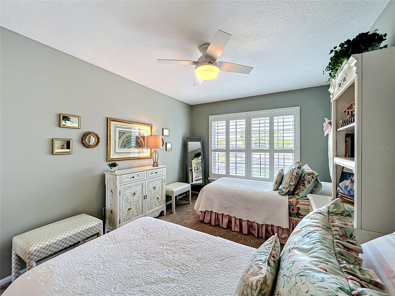 KINGS COVE - Residential